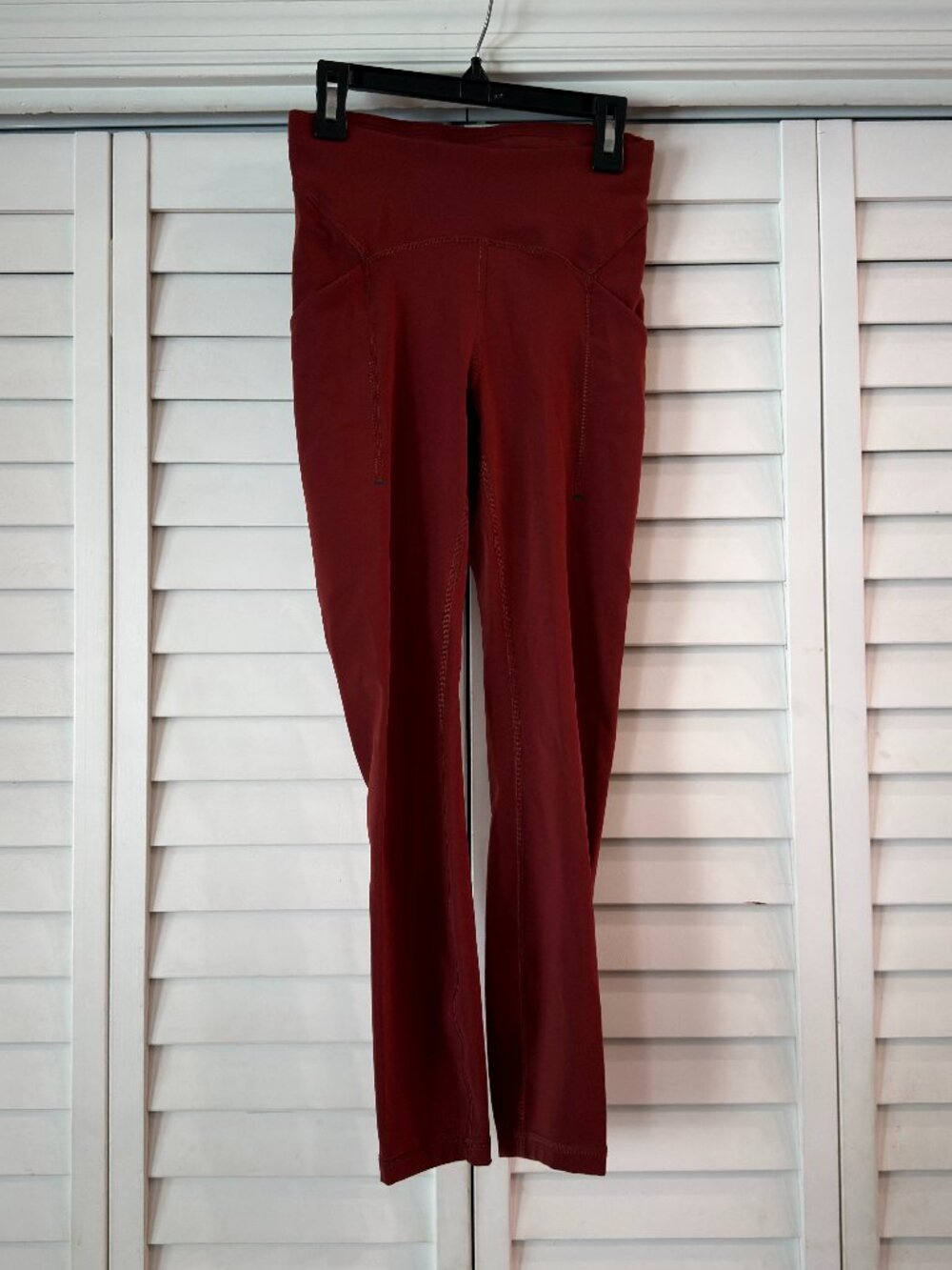 Lululemon Power Thru High-Rise Tight 25" - Size 4